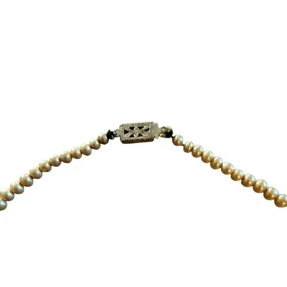 Vintage 1920s Faux Pearl Bib Choker Necklace With Ornate Clasp & Tiered Bead Des - Picture 3 of 4
